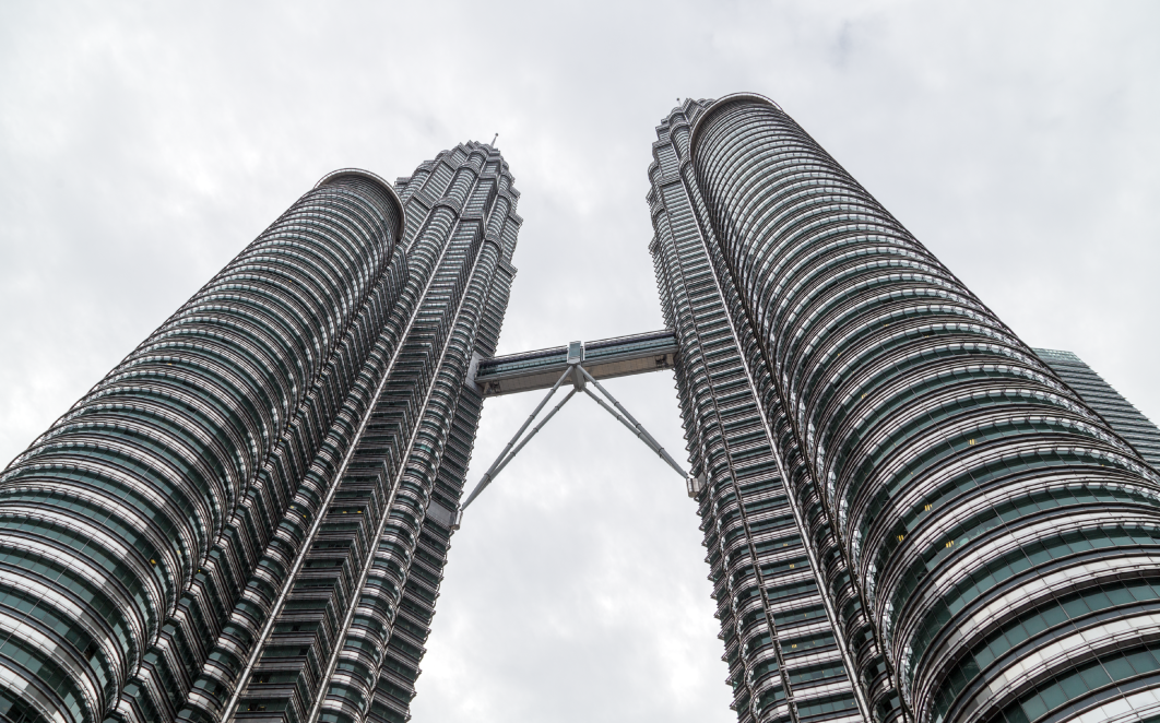 A DIY Guide to Writing Comparison Pages for Your SaaS